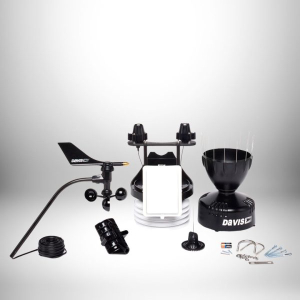 Davis Vantage Pro2 Plus Cabled Integrated Sensor Suite with UV and Solar Sensors (6327C)