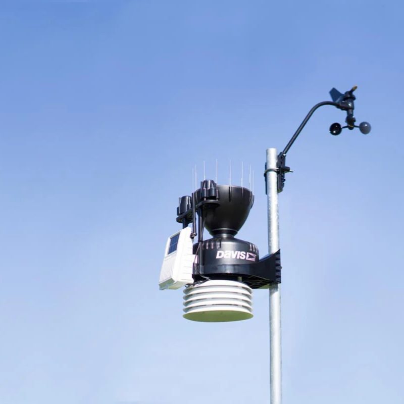 Davis Vantage Pro2 Plus Integrated Sensor Suite with 24-Hr Fan Aspiration, UV and Solar Sensors (6328)